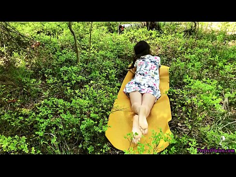 ❤️ Un străin de pe Tinder îmi masturbează păsărica și o fute cu pasiune în pădure ️  at ro.porno24-7.ru