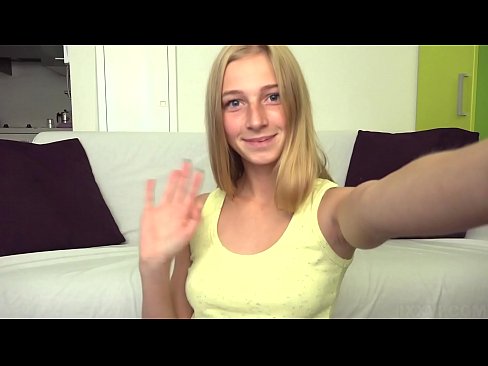 ❤️ Când mă plictisesc îmi masturbez leneș păsărica roz ️  at ro.porno24-7.ru