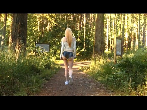 ❤️ O femeie frumoasă se mișcă încet, nu video nud ️  at ro.porno24-7.ru